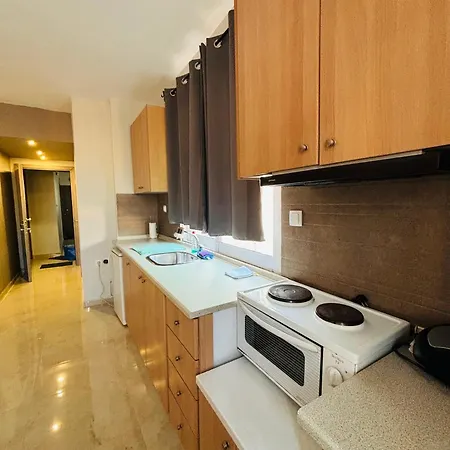 Apartment Downtown Comfy Studio K Serres